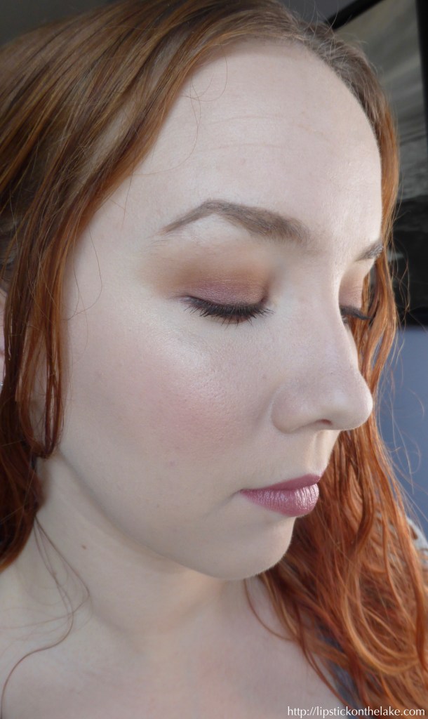 maison-jacynthe-blush-01-romeo-on-face