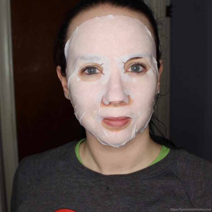 Garnier Skinactive Moisture Bomb Sheet Mask