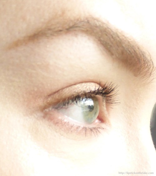 Essence-Get-BIG-Lashes-Mascara-1