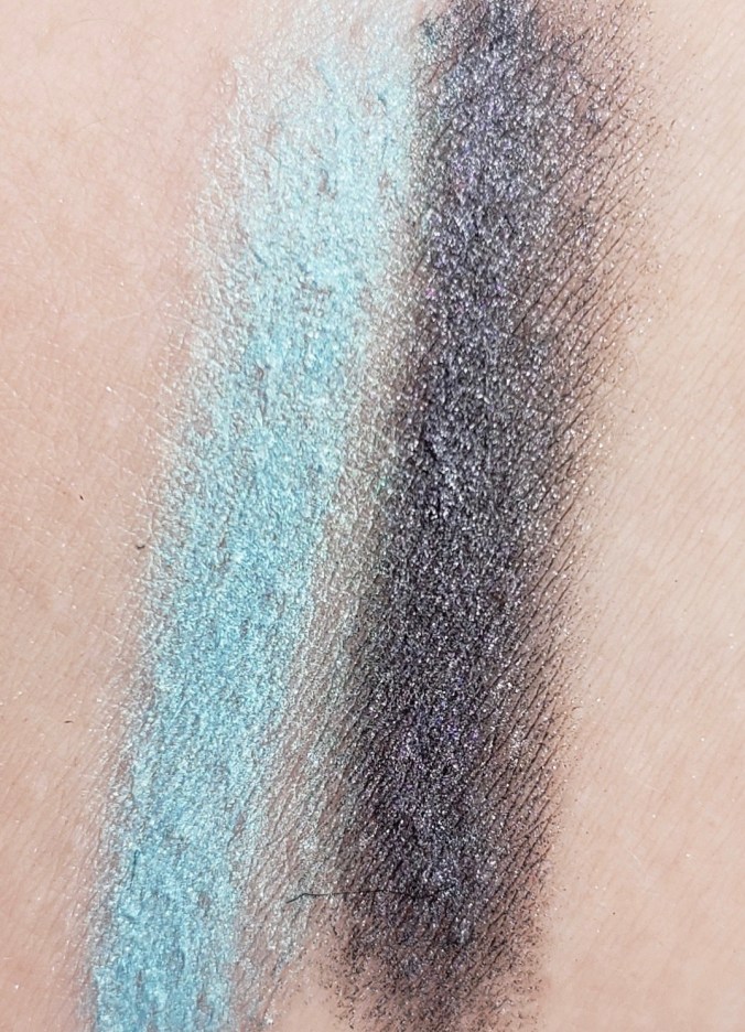 Almay Velvet Foil Cream Shadow