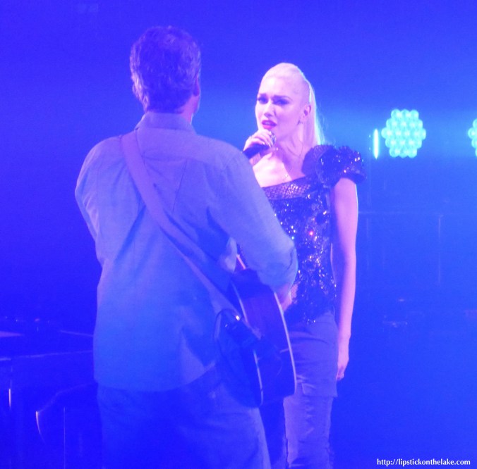 Gwen-Stefani-Blake-Shelton-Xcel-Energy-Centre-2016