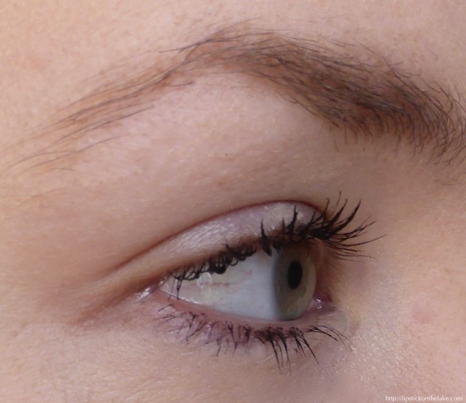 loreal-telescopic-mascara-side-view