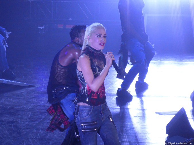 Gwen-Stefani-Xcel-Energy-Centre-2016